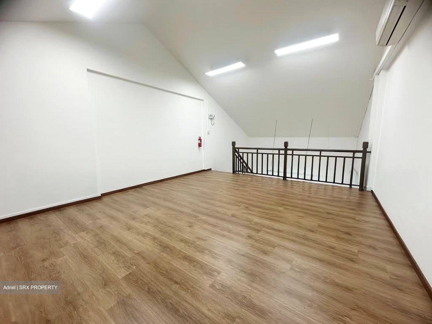 Joo Chiat Road (D15), Office #570048941